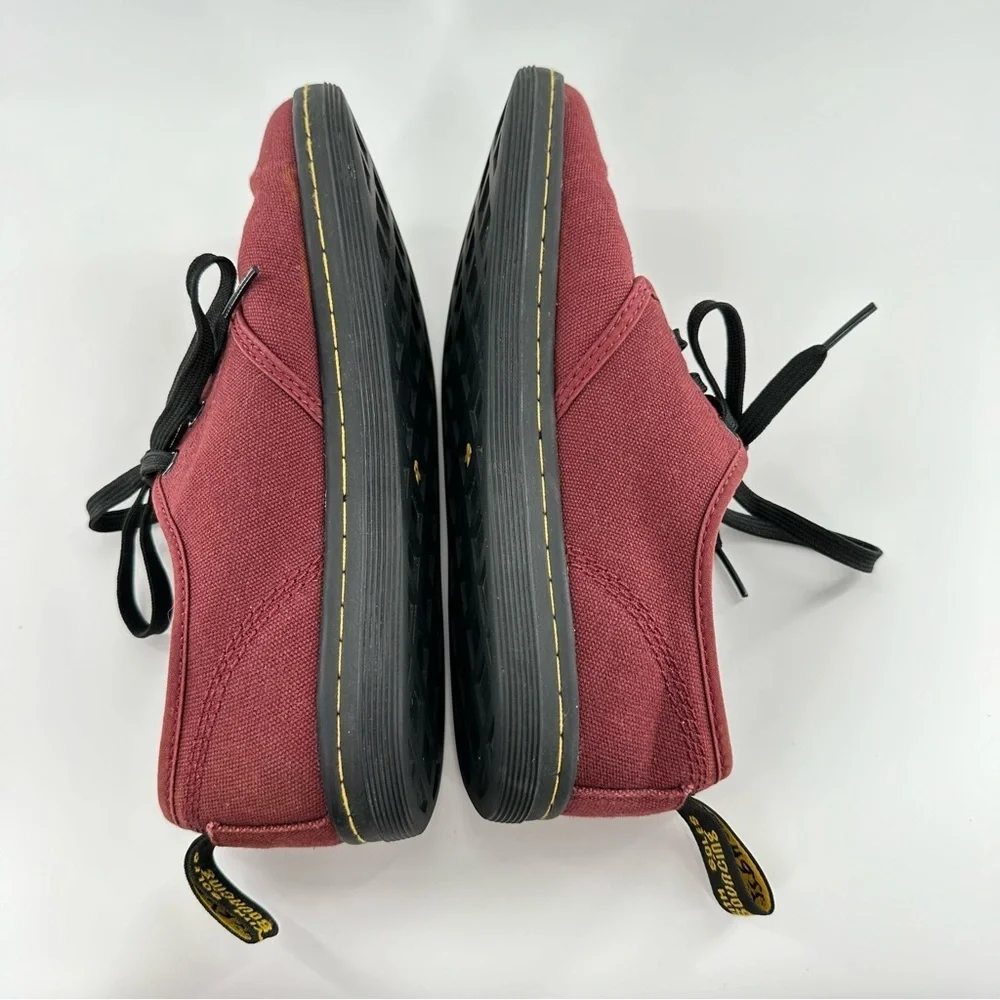 Dr Martens womens Soho flats size 38 7 Burgundy canvas lace up sneakers